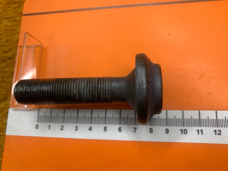 Болт привода, 300 рублей, Красноярск