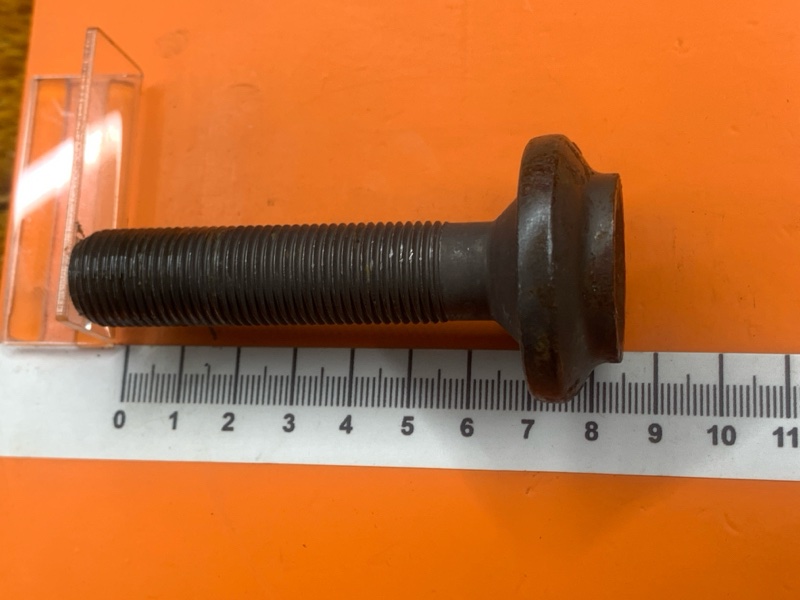 Болт привода, 300 рублей, Красноярск