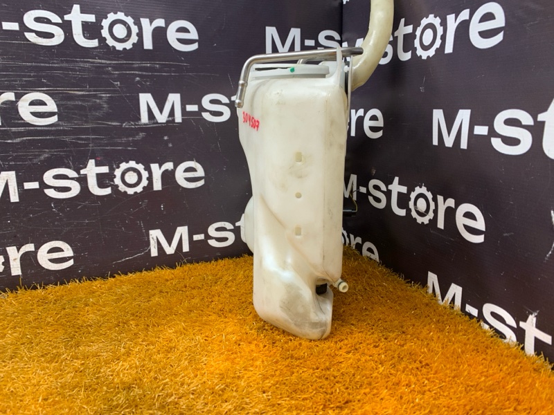 Бачок омывателя, 2000 рублей, Красноярск