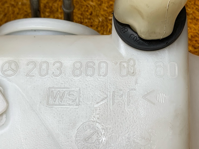 Бачок омывателя, 2000 рублей, Красноярск