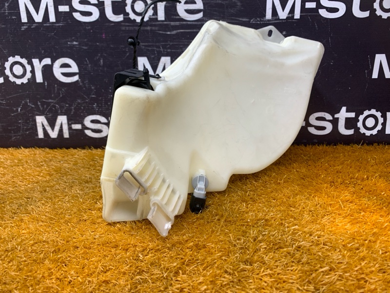 Бачок омывателя, 1000 рублей, Красноярск