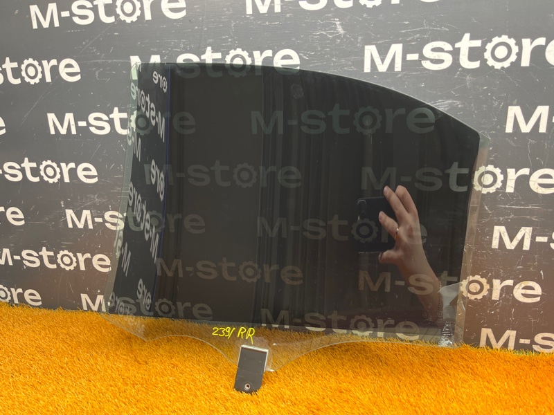 Стекло боковое, 2000 рублей, Красноярск