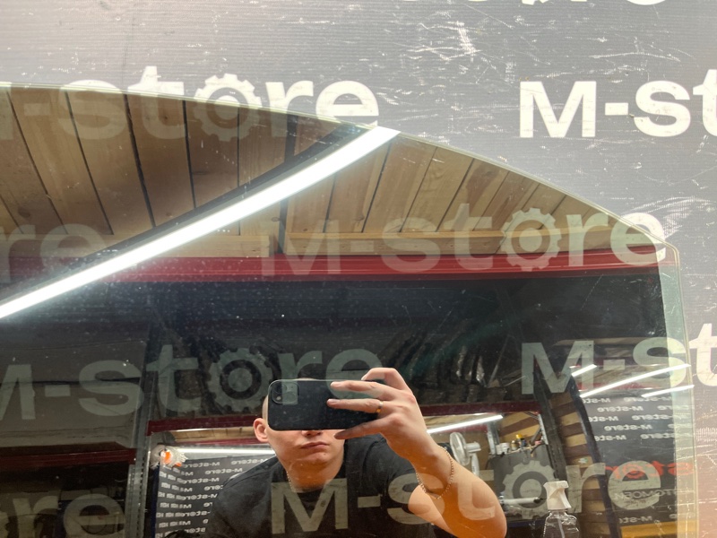 Стекло боковое, 4000 рублей, Красноярск