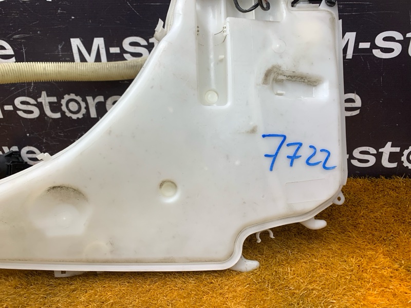 Бачок омывателя, 1700 рублей, Красноярск