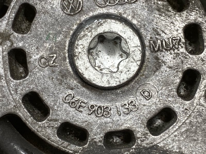 Натяжитель приводного ремня, 1500 рублей, Красноярск