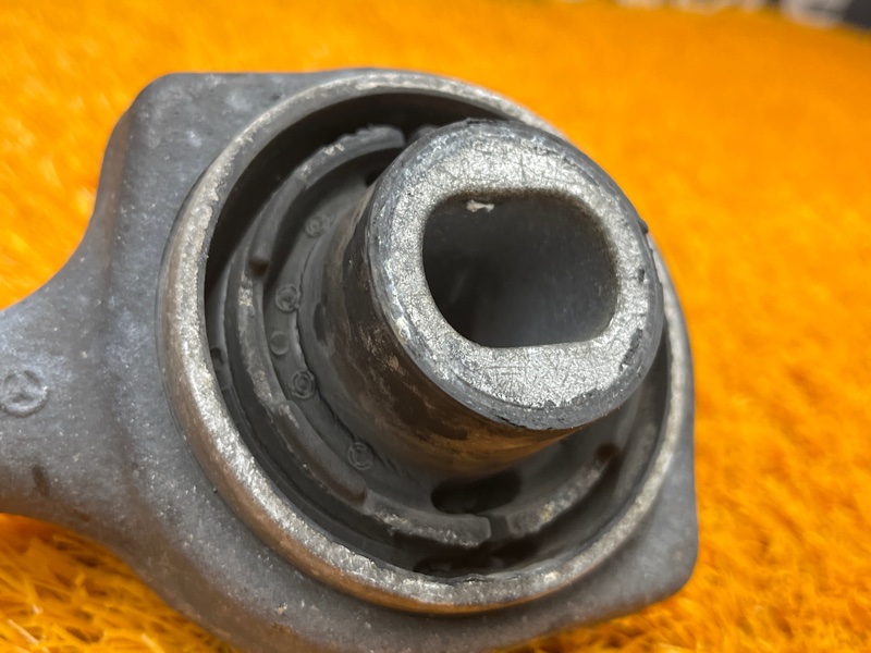 Рычаг подвески нижний, 2500 рублей, Красноярск