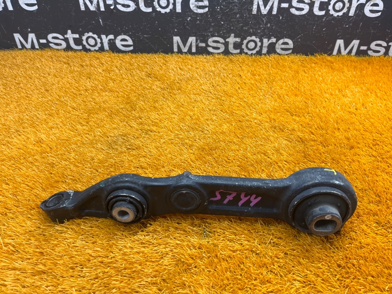 Рычаг подвески нижний, 2500 рублей, Красноярск