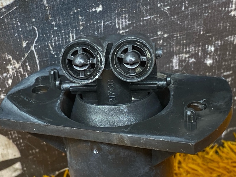 Форсунка омывателя фары, 2000 рублей, Красноярск