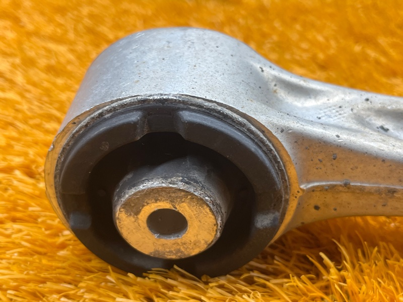 Рычаг подвески верхний, 6000 рублей, Красноярск