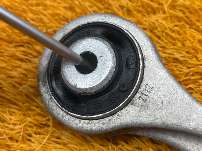 Рычаг подвески верхний, 1000 рублей, Красноярск