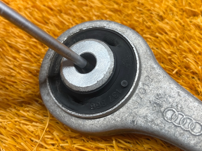 Рычаг подвески верхний, 800 рублей, Красноярск