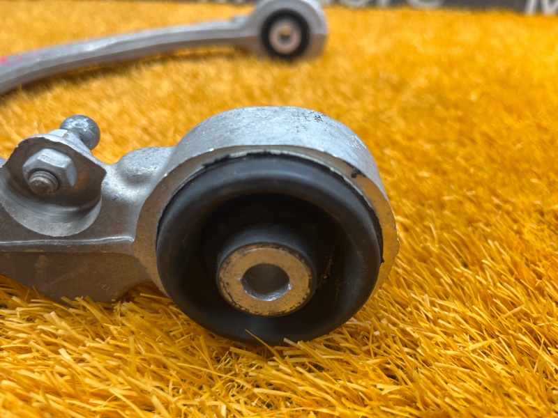 Рычаг подвески верхний, 5500 рублей, Красноярск