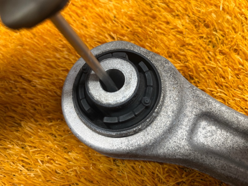 Рычаг подвески нижний, 1500 рублей, Красноярск