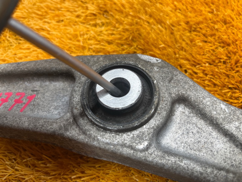 Рычаг подвески нижний, 1500 рублей, Красноярск