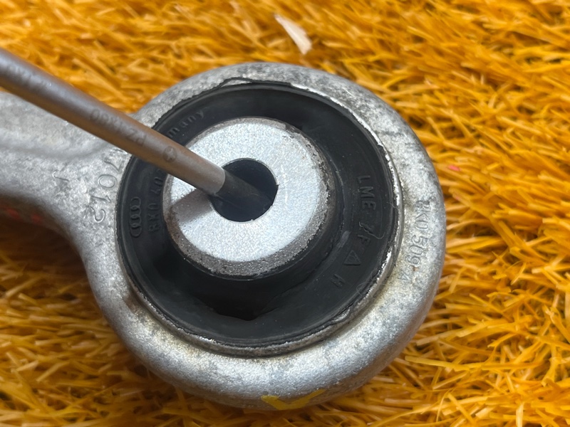 Рычаг подвески верхний, 500 рублей, Красноярск