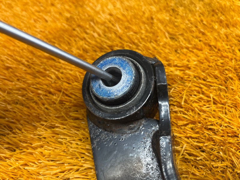 Рычаг подвески верхний, 1500 рублей, Красноярск