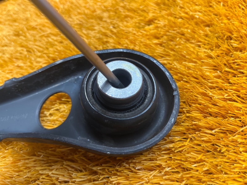 Рычаг подвески нижний, 1000 рублей, Красноярск