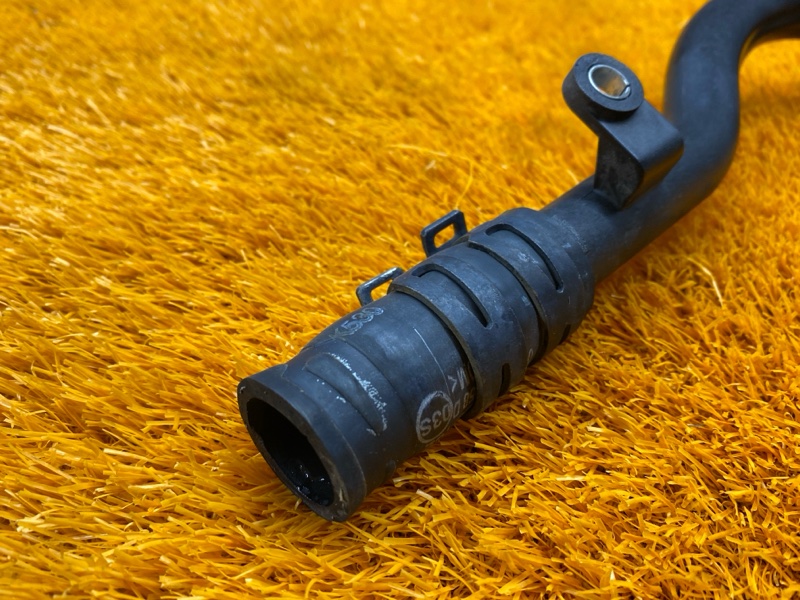 Патрубок системы охлаждения, 1000 рублей, Красноярск