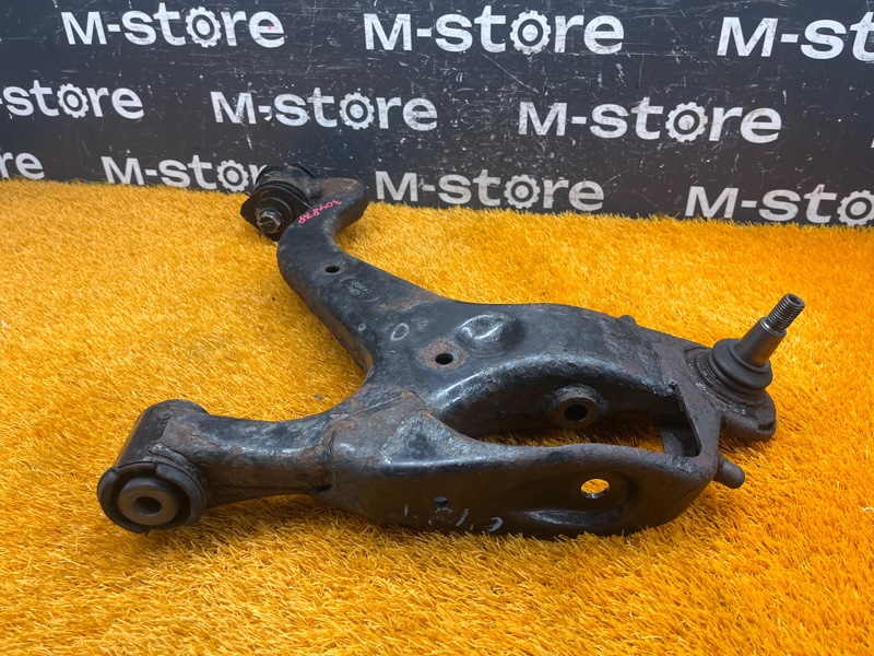 Рычаг подвески нижний, 3000 рублей, Красноярск