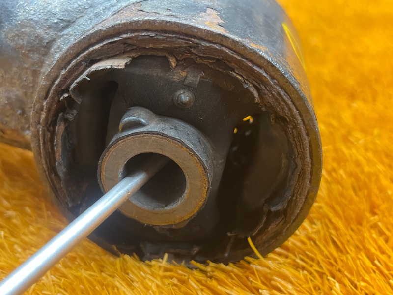 Рычаг подвески верхний, 2000 рублей, Красноярск