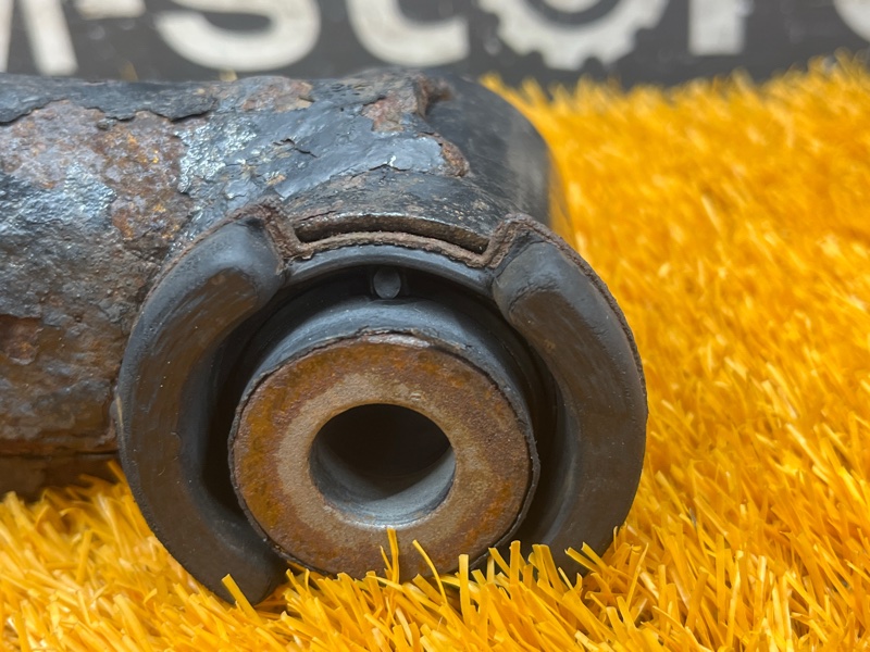 Рычаг подвески верхний, 2000 рублей, Красноярск