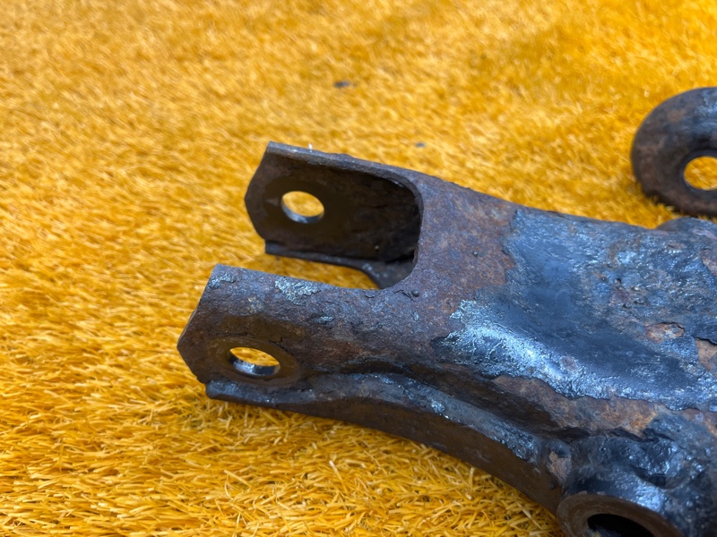 Рычаг подвески нижний, 2000 рублей, Красноярск