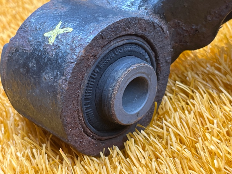 Рычаг подвески верхний, 2000 рублей, Красноярск