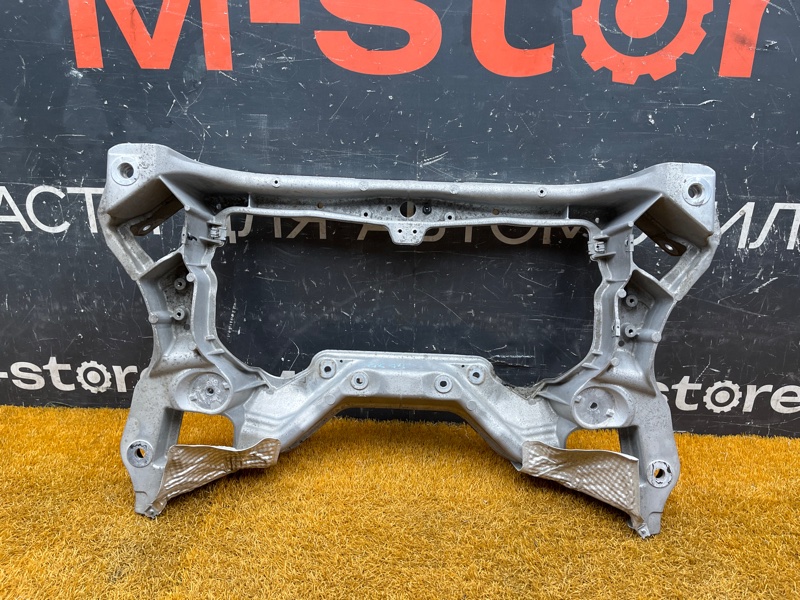 Балка поперечная (подрамник), 2500 рублей, Красноярск