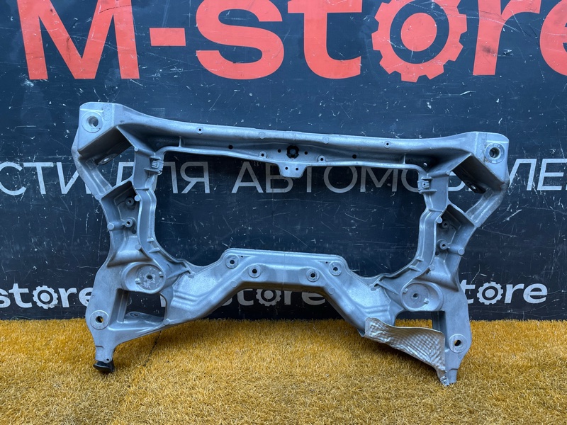 Балка поперечная (подрамник), 2500 рублей, Красноярск