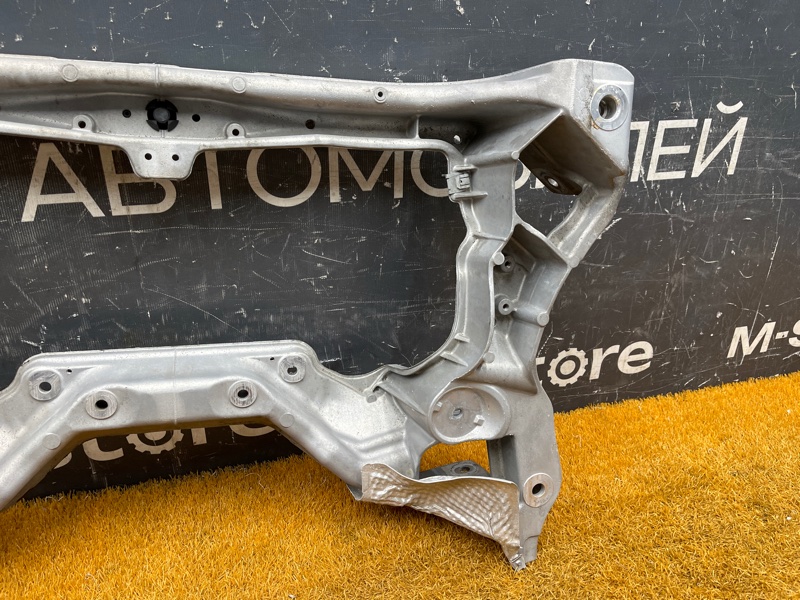 Балка поперечная (подрамник), 2500 рублей, Красноярск