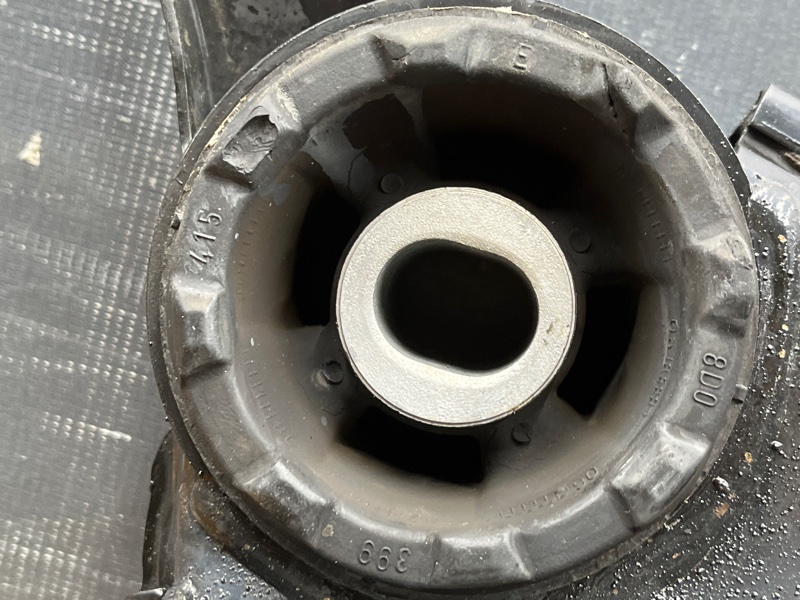 Балка поперечная (подрамник), 4000 рублей, Красноярск