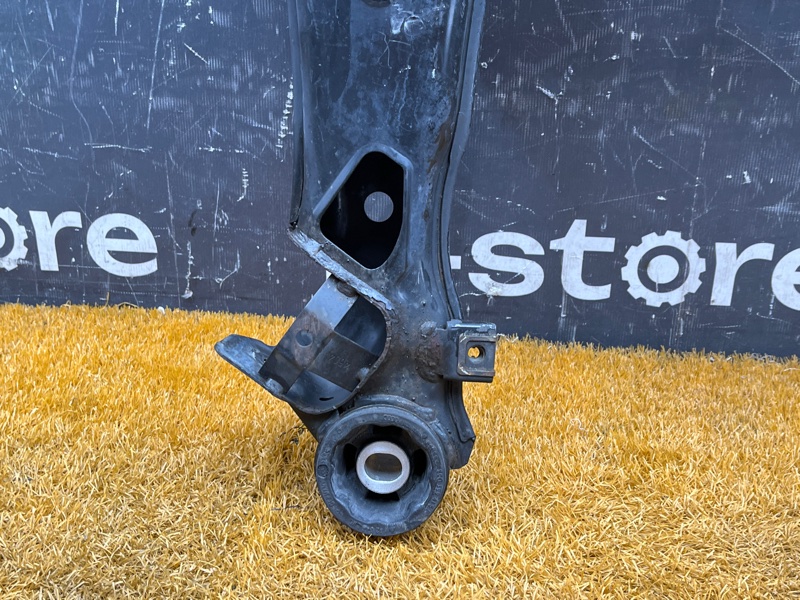 Балка поперечная (подрамник), 4000 рублей, Красноярск