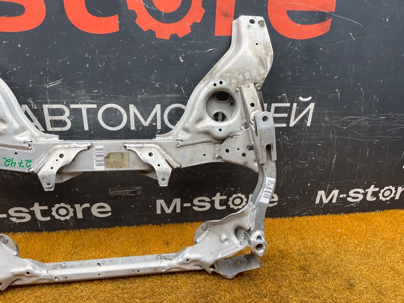 Балка поперечная (подрамник), 2000 рублей, Красноярск