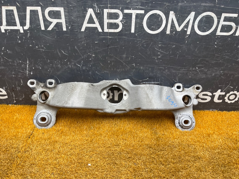 Кронштейн КПП, 2000 рублей, Красноярск