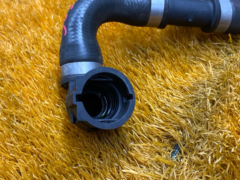 Патрубок системы охлаждения, 2700 рублей, Красноярск