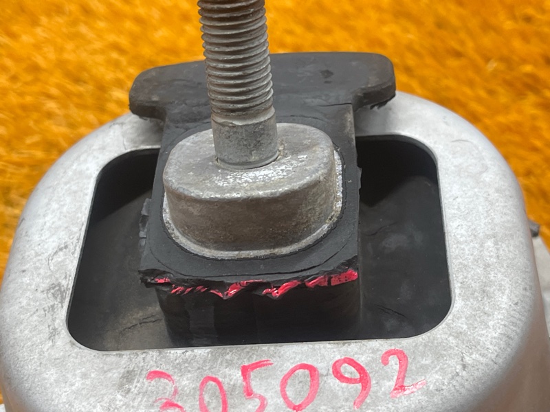 подушка двигателя, 1300 рублей, Красноярск