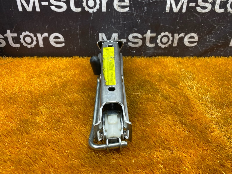 домкрат, 3000 рублей, Красноярск