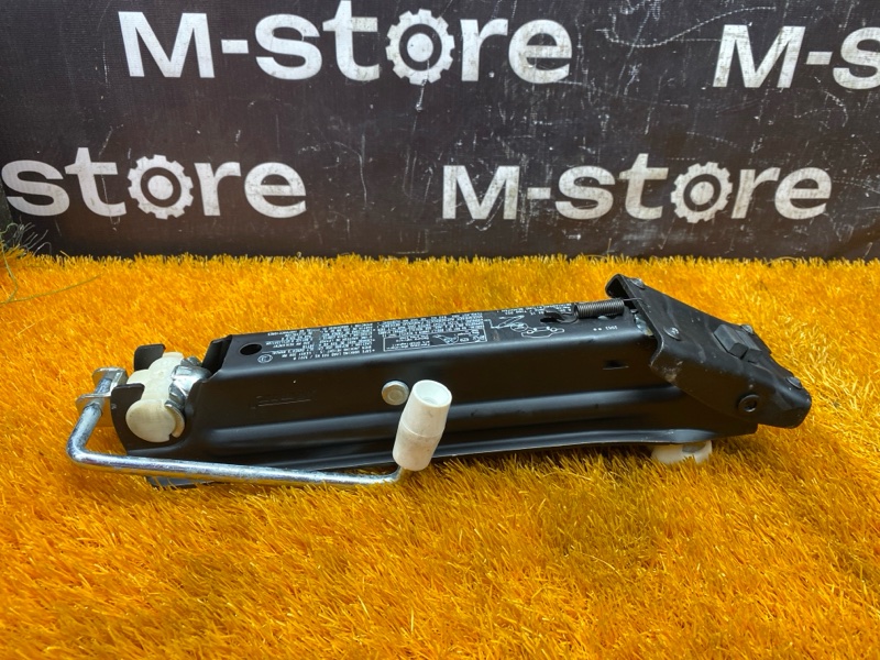 домкрат, 3000 рублей, Красноярск