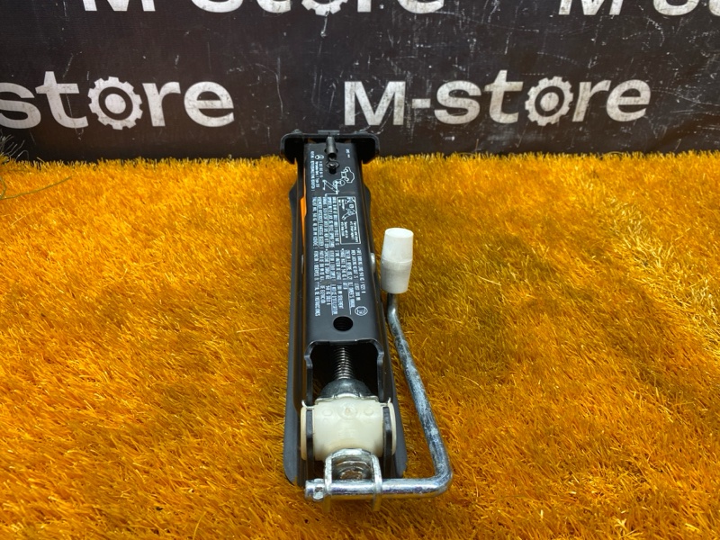 домкрат, 3000 рублей, Красноярск