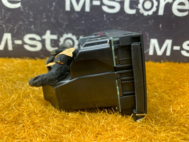 блок управления климат-контролем, 2000 рублей, Красноярск