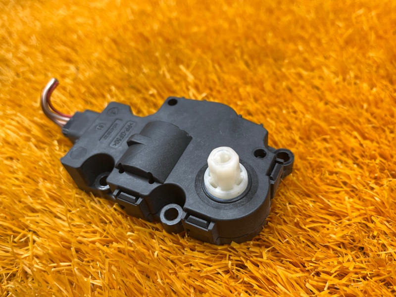 привод заслонки отопителя, 200 рублей, Красноярск