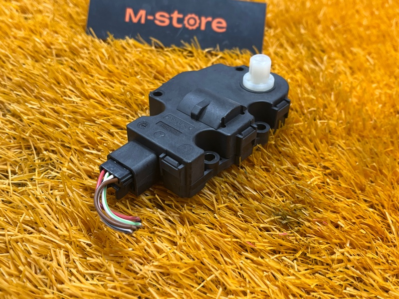 привод заслонки отопителя, 200 рублей, Красноярск