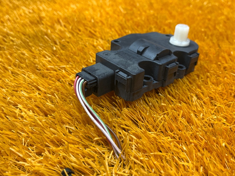 привод заслонки отопителя, 200 рублей, Красноярск