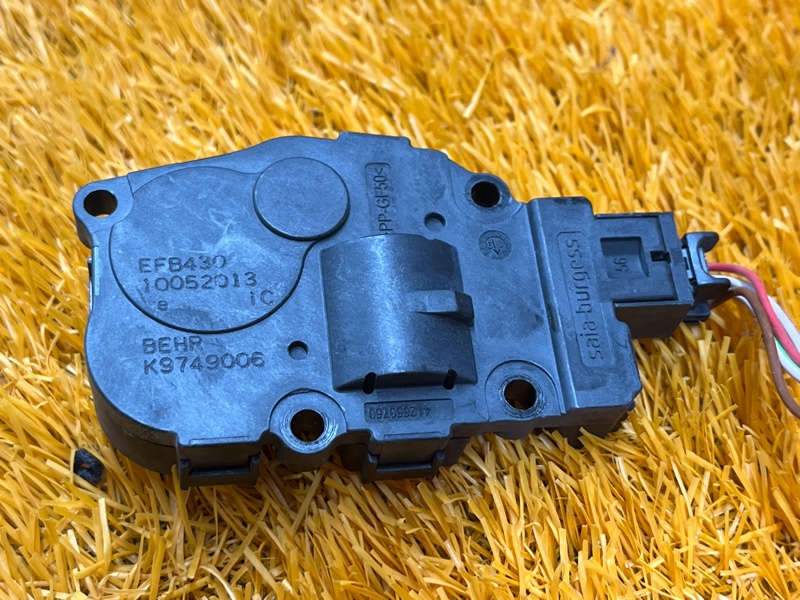 привод заслонки отопителя, 200 рублей, Красноярск