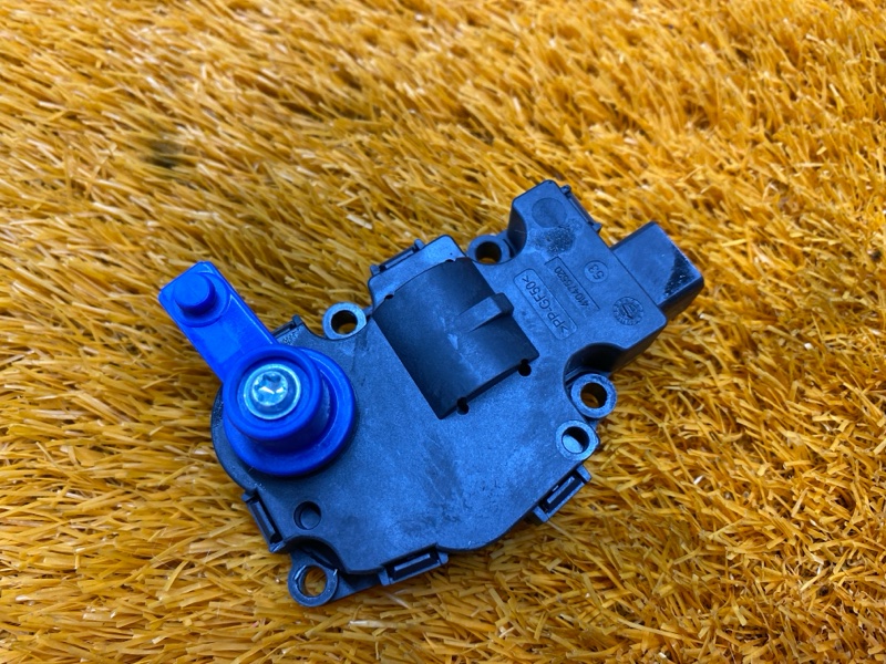 привод заслонки отопителя, 100 рублей, Красноярск