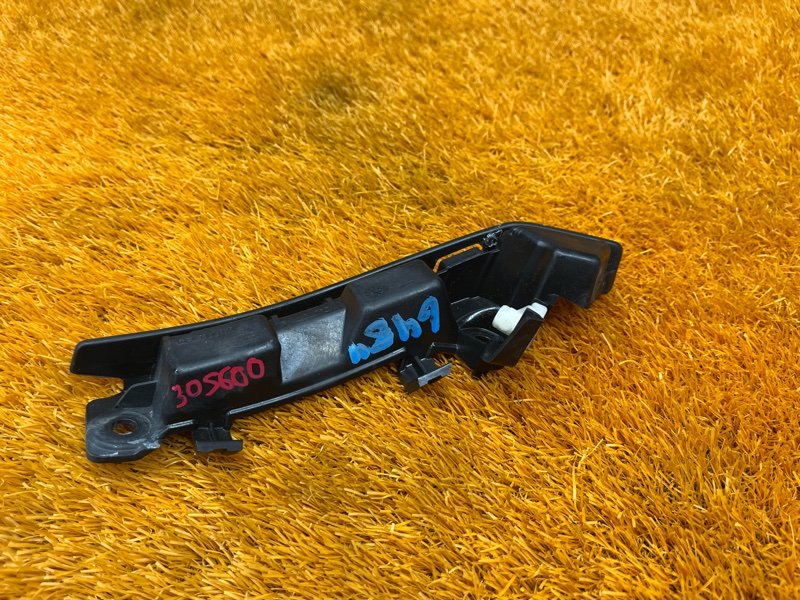 крепление бампера, 1000 рублей, Красноярск