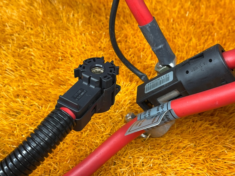 Клемма аккумулятора плюс, 900 рублей, Красноярск