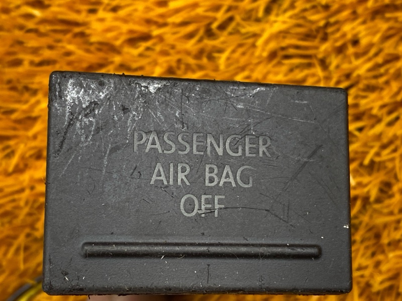 Индикатор Air Bag, 200 рублей, Красноярск