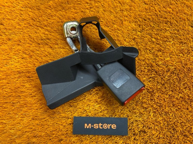 замок ремня безопасности, 500 рублей, Красноярск