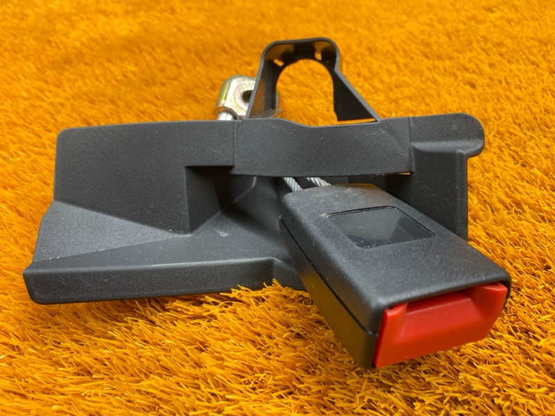 замок ремня безопасности, 500 рублей, Красноярск